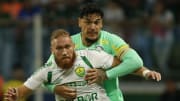 Isidro Pitta é o artilheiro do Dourado no Brasileirão