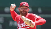 Aug 10, 2025; Pittsburgh, Pennsylvania, USA;  Cincinnati Reds starting pitcher Zack Littell (52) deliver a pitch against  the Pittsburgh Pirates during the first inning at PNC Park. Mandatory Credit: Charles LeClaire-Imagn Images