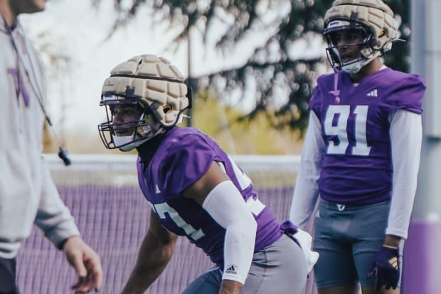 Anthony Ward (57) and his brother Isaiah Ward transferred together from Arizona to the UW. 