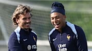 FBL-EURO-2024-FRA-TRAINING