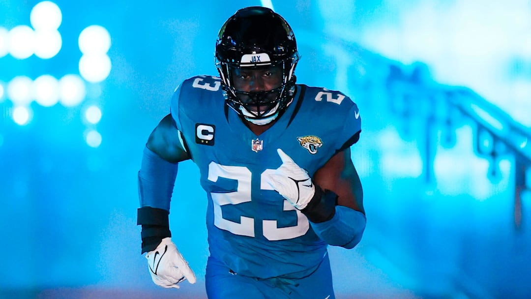 Jacksonville Jaguars linebacker Foyesade Oluokun (23) is introduced before a regular season NFL football matchup Sunday, Dec. 17, 2023 at EverBank Stadium in Jacksonville, Fla. The Baltimore Ravens defeated the Jacksonville Jaguars 23-7. [Corey Perrine/Florida Times-Union]