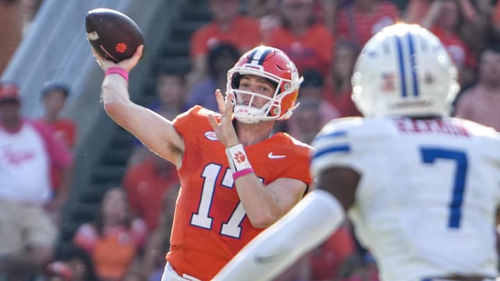 Clemson quarterback Christopher Vizzina passes against SMU.