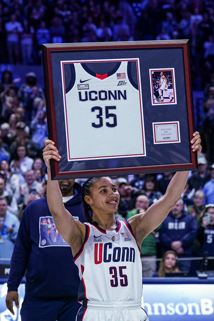 UConn Huskies guard Azzi Fudd is recognized during senior night after the game against the Marquette Golden Eagles. 