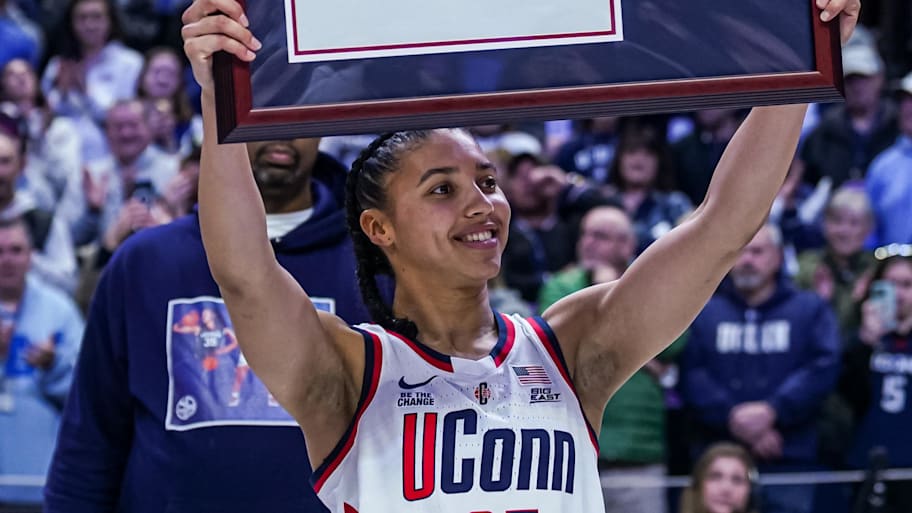 Azzi Fudd NIL Worth: How much does UConn star make in endorsements?