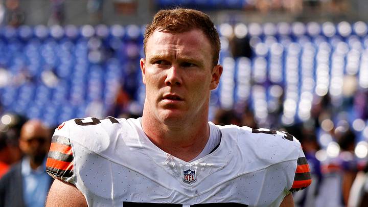 Former Cleveland Browns center Ethan Pocic