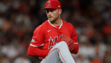 Los Angeles Angels v Houston Astros