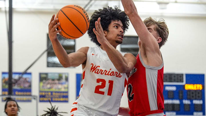 Brother Rice’s Sebastian Thrower shoots the ball against St. Mart Prep’s Luke Crighton during the Detroit Catholic League semifinals at Marian High School in Bloomfield Twp., Tuesday, Feb. 11, 2025. Brother Rice’s Sebastian Thrower shoots the ball against St. Mart Prep’s Luke Crighton during the Detroit Catholic League semifinals at Marian High School in Bloomfield Twp., Tuesday, Feb. 11, 2025.