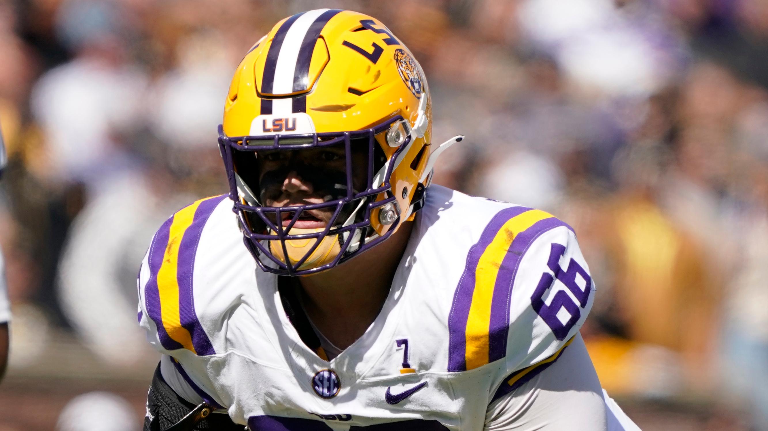 Patriots Eye Travis Hunter with Fourth Draft Pick