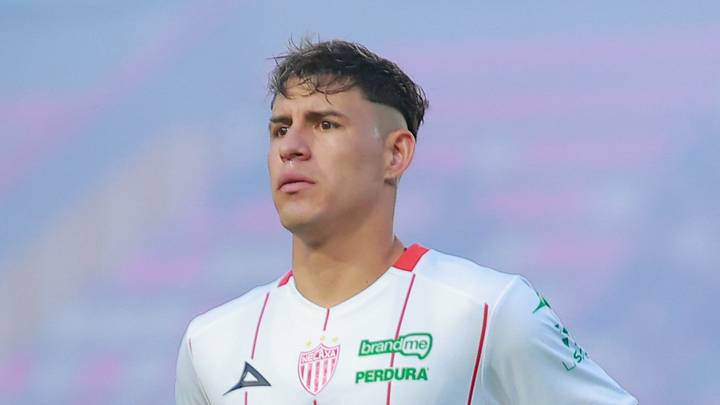 Pumas: Cristian Calderón llega proveniente del Necaxa para reforzar la defensa auriazul. Pumas: Cristian Calderón llega proveniente del Necaxa para reforzar la defensa auriazul.