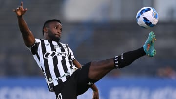 Vice-artilheiro no Brasileirão, Mendoza marcou mais um