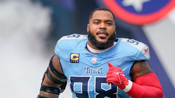 Tennessee Titans defensive tackle Jeffery Simmons (98) takes the field before the game against the Indianapolis Colts at Nissan Stadium in Nashville, Tenn., Sunday, Sept. 21, 2025.