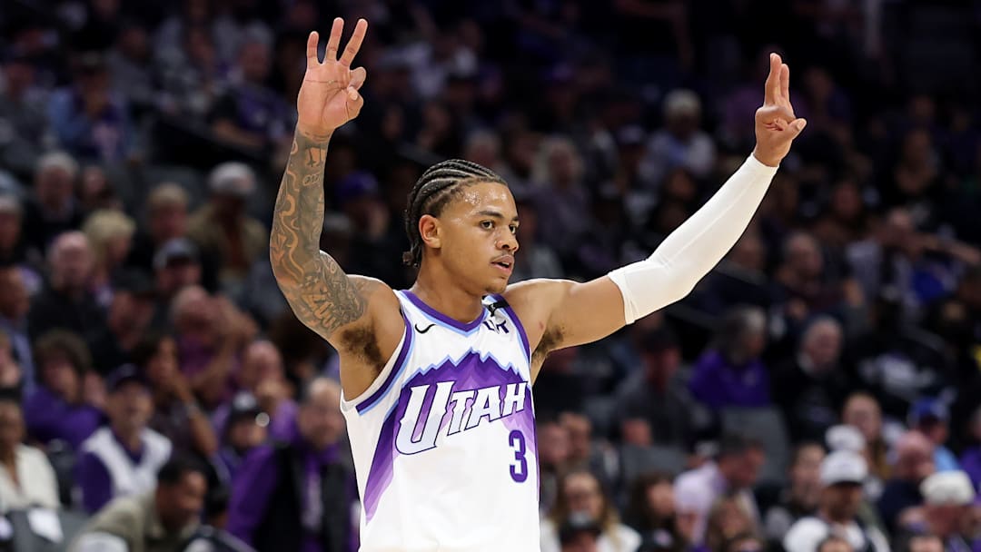 Utah Jazz v Sacramento Kings