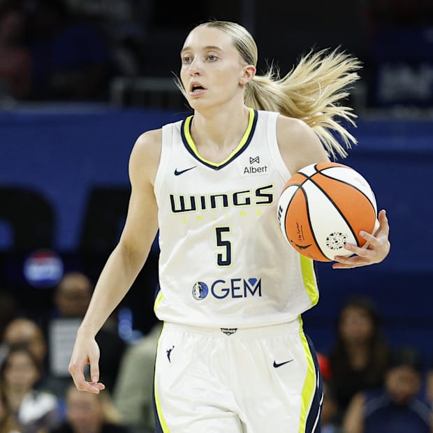 Dallas Wings guard Paige Bueckers