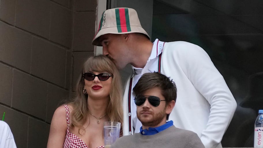 Recording artist Taylor Swift and Kansas City Chiefs tight end Travis Kelce look on during the men's singles final of the 2024 U.S. Open tennis tournament. | Robert Deutsch / USA TODAY NETWORK via Imagn Images