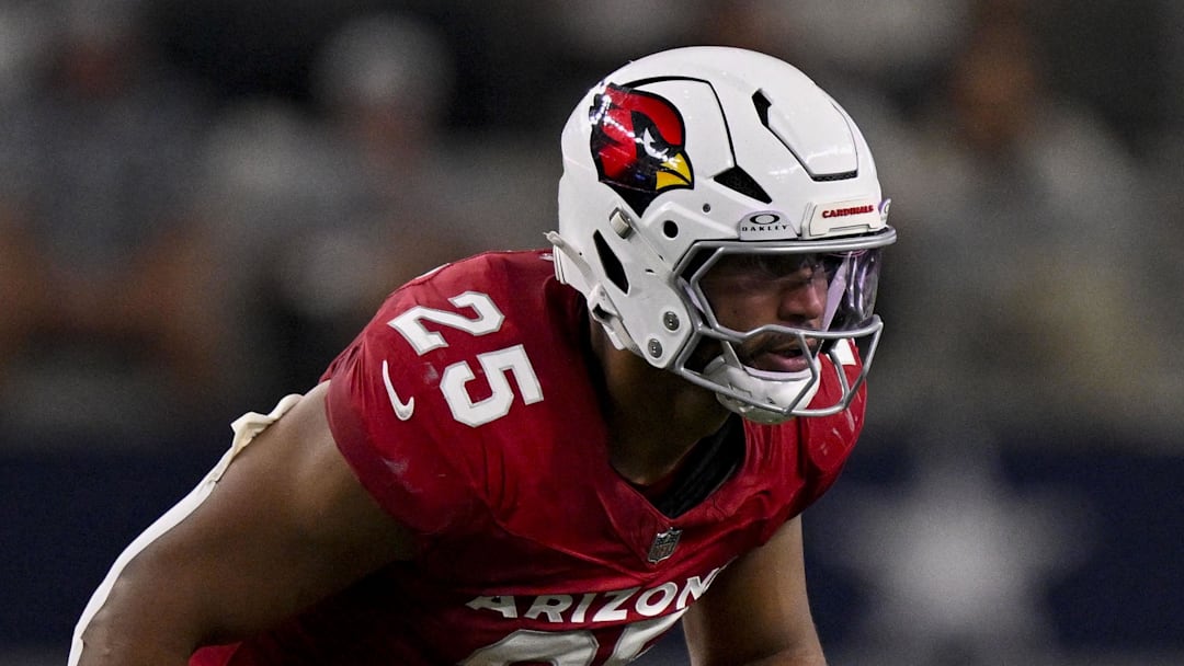 Nov 3, 2025; Arlington, Texas, USA; Arizona Cardinals linebacker Zaven Collins (25) gets in position during the game between the Dallas Cowboys and the Arizona Cardinals at AT&T Stadium. Mandatory Credit: Jerome Miron-Imagn Images