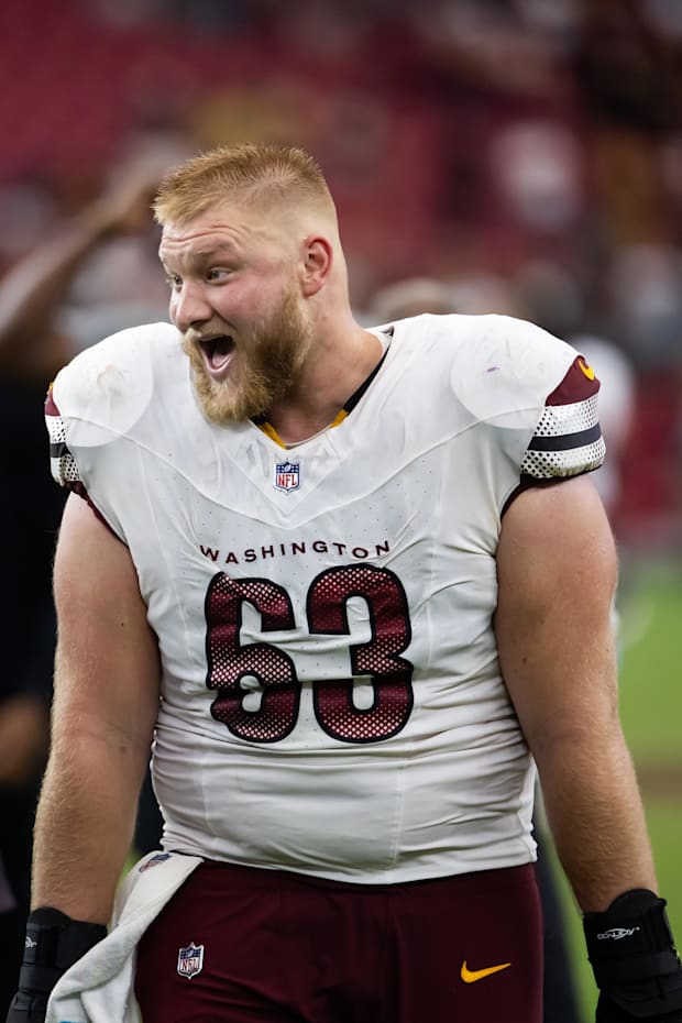 Washington Commanders center Tyler Biadasz against the Arizona Cardinals at State Farm Stadium