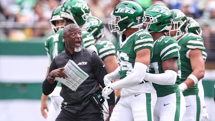 New York Jets head coach Aaron Glenn at MetLife Stadium.
