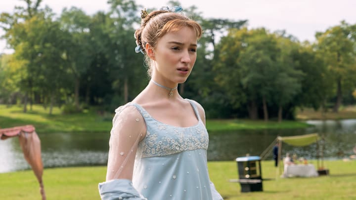 BRIDGERTON PHOEBE DYNEVOR as DAPHNE BRIDGERTON in episode 102 of BRIDGERTON