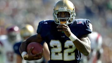 Jones runs for a touchdown