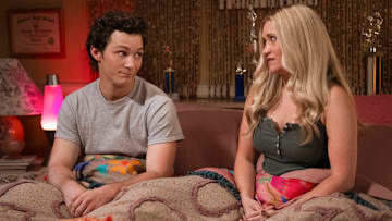 Georgie & Mandy's First Marriage - “A Tie Breaker and a Huge Mistake” – Pictured (L-R): Montana Jordan as Georgie and Emily Osment as Mandy 