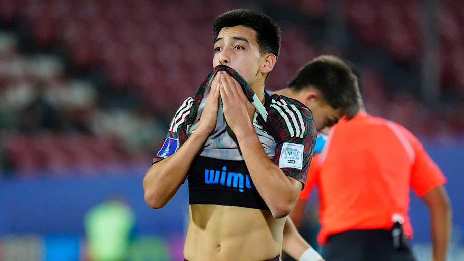 Gilberto Mora.
