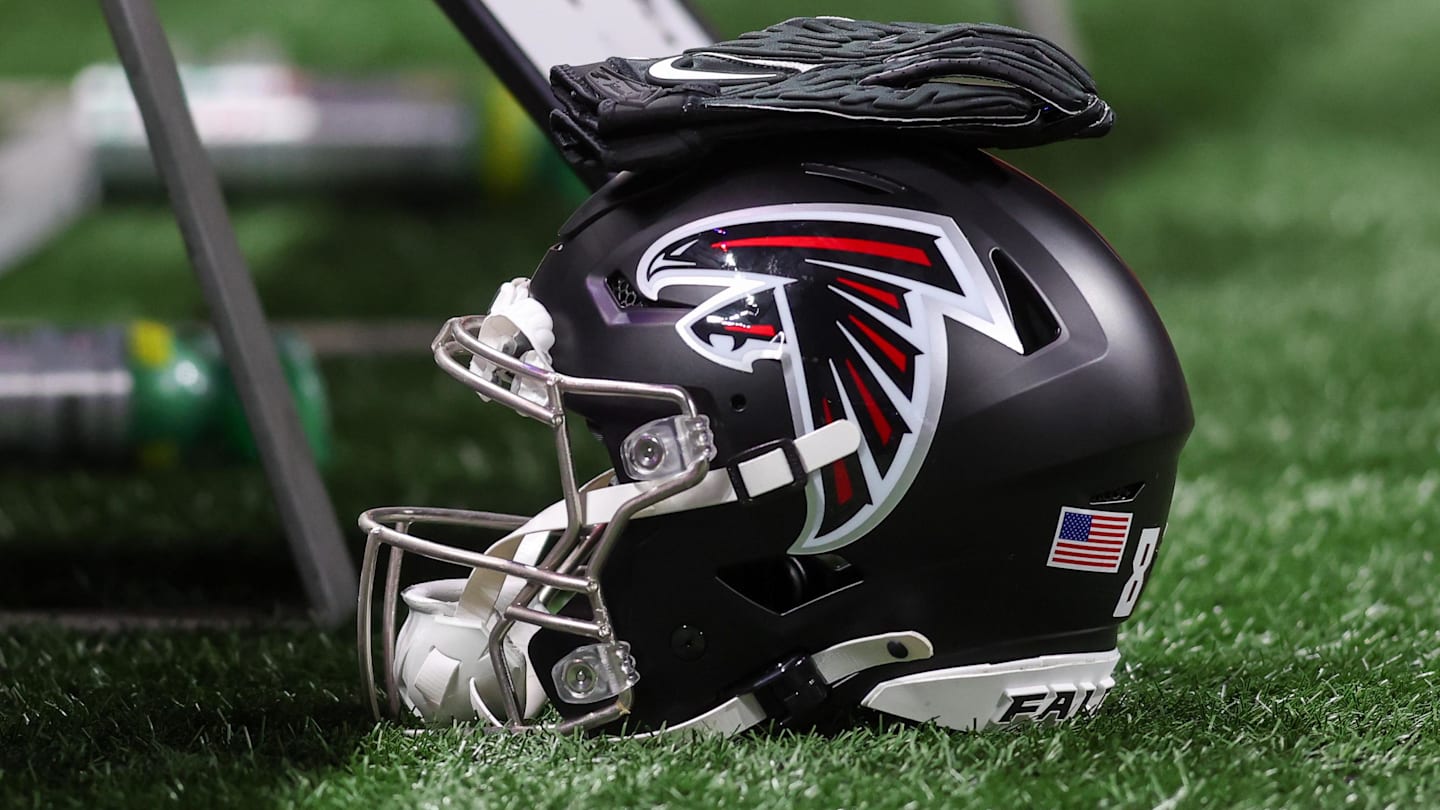 Saints Promote Veteran TE Jack Stoll to Active Roster
