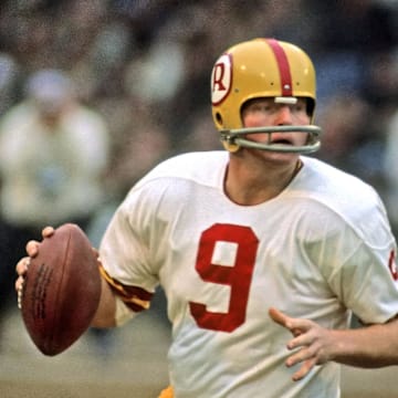Nov 1970; Unknown location, USA; FILE PHOTO; Washington Redskins quarterback (9) Sonny Jurgensen in action during the 1970 season. Mandatory Credit: Photo By Manny Rubio-Imagn Images © Copyright Manny Rubio