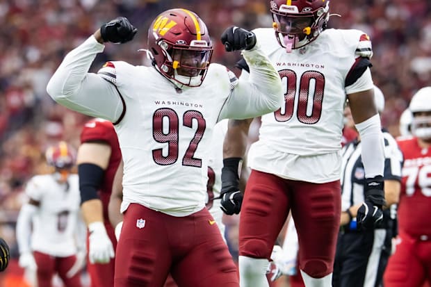Washington Commanders defensive end Dorance Armstrong 