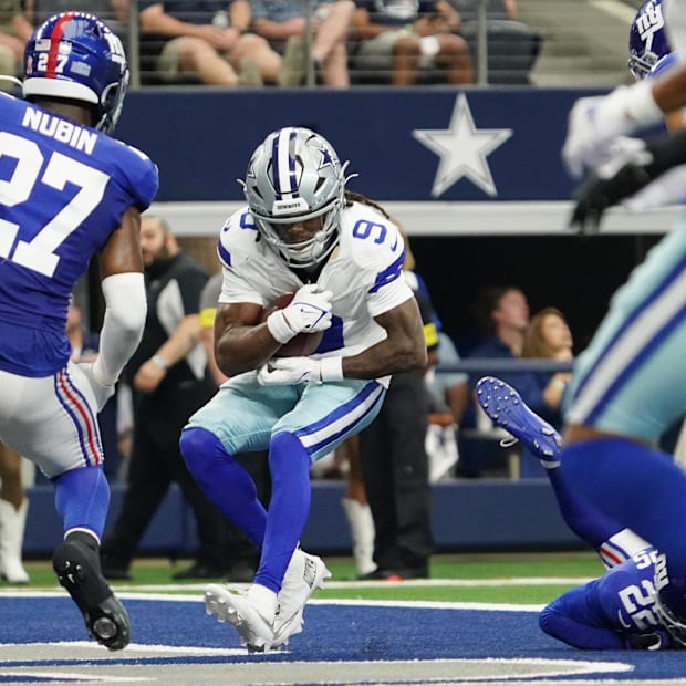 Dallas Cowboys wide receiver KaVontae Turpin makes a catch for a touchdown against the New York Giants.