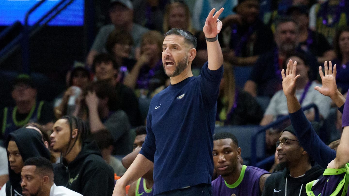 Knicks Plan Interviews With Four Coaches to Replace Thibodeau
