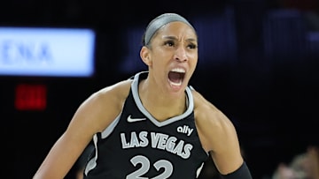 Atlanta Dream v Las Vegas Aces