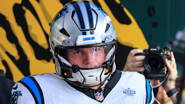 Carolina Panthers tight end Mitchell Evans