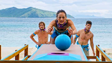 “Loyal to the Soil” – In a SURVIVOR first, castaways attempt a shocking negotiation for rice. Then, teams must have their head in the game during a tough reward challenge, on SURVIVOR, Wednesday, Nov. 20 (8:00-9:30 PM, ET/PT) on the CBS Television Network, and streaming on Paramount+ (live and on-demand for Paramount+ with SHOWTIME subscribers, or on-demand for Paramount+ Essential subscribers the day after the special airs)*. Jeff Probst serves as host and executive producer. Pictured (L-R):