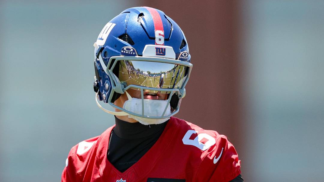 Jun 3, 2026; East Rutherford, NJ, USA;  New York Giants quarterback Jaxson Dart (6) participates in drills during organized team activities at Quest Diagnostics Training Center.  