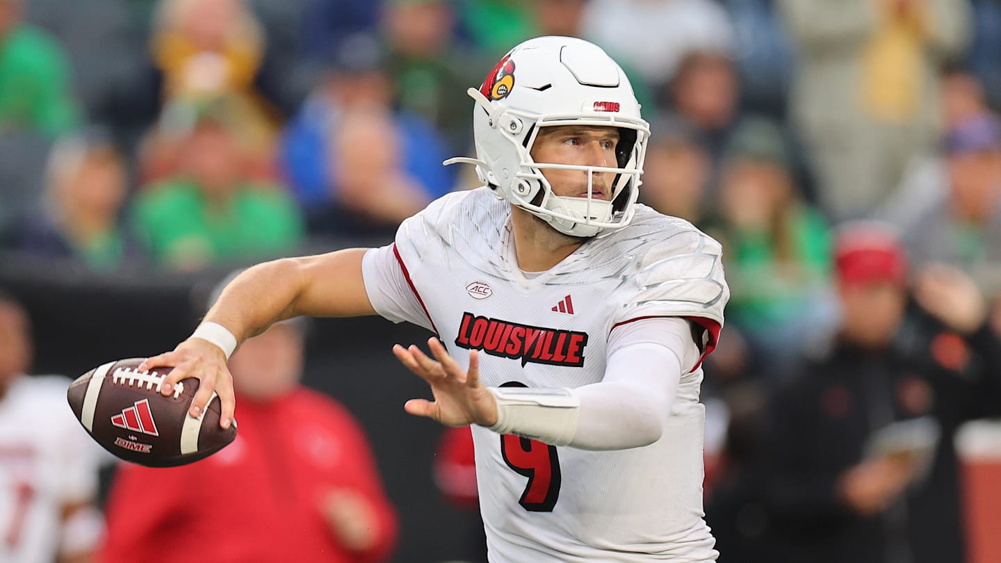 Mario Cristobal praised Louisville QB Tyler Shough who he coached at Oregon
