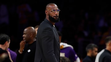 Golden State Warriors v Los Angeles Lakers