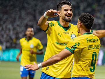 Flaco e Vitor Roque estão em grande forma no Palmeiras