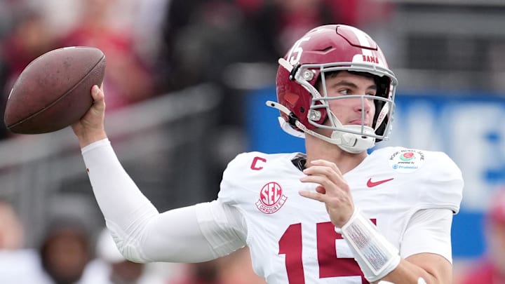 Alabama quarterback Ty Simpson intends to declare for the 2026 NFL Draft.