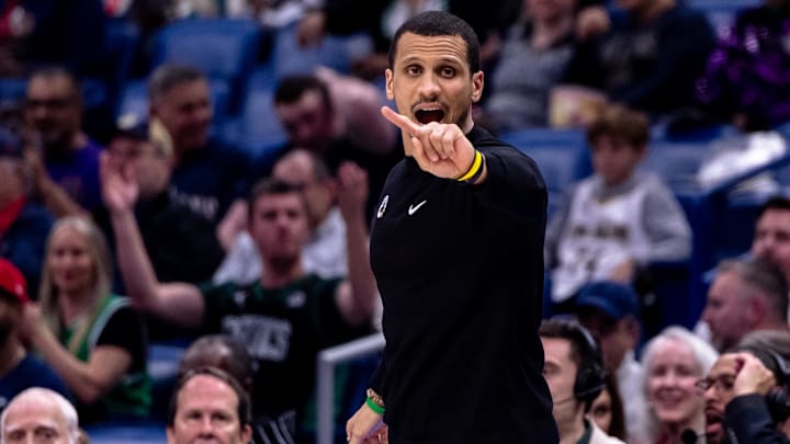 Jan 31, 2025; New Orleans, Louisiana, USA; Boston Celtics head coach Joe Mazzulla against the New Orleans Pelicans during the first half at Smoothie King Center. Mandatory Credit: Stephen Lew-Imagn Images Jan 31, 2025; New Orleans, Louisiana, USA; Boston Celtics head coach Joe Mazzulla against the New Orleans Pelicans during the first half at Smoothie King Center. Mandatory Credit: Stephen Lew-Imagn Images