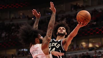 Milwaukee Bucks v Chicago Bulls