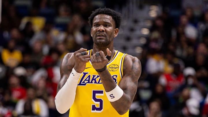 Los Angeles Lakers, Deandre Ayton