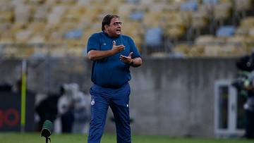 Técnico disse que não pensa em demissão, mas fantasma do rebaixamento preocupa