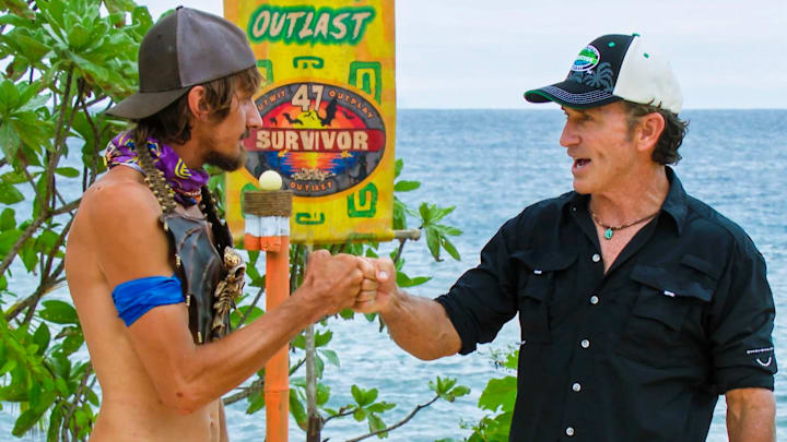 “Loyal to the Soil” – In a SURVIVOR first, castaways attempt a shocking negotiation for rice. Then, teams must have their head in the game during a tough reward challenge, on SURVIVOR, Wednesday, Nov. 20 (8:00-9:30 PM, ET/PT) on the CBS Television Network, and streaming on Paramount+ (live and on-demand for Paramount+ with SHOWTIME subscribers, or on-demand for Paramount+ Essential subscribers the day after the special airs)*. Jeff Probst serves as host and executive producer. Pictured (L-R):