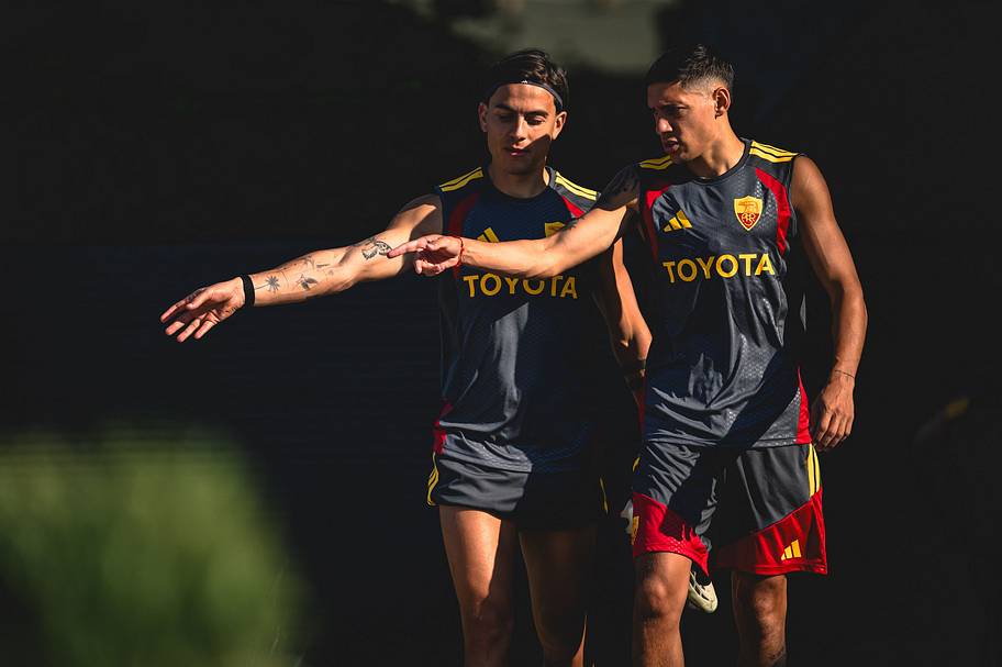 Paulo Dybala and Nahuel Molina