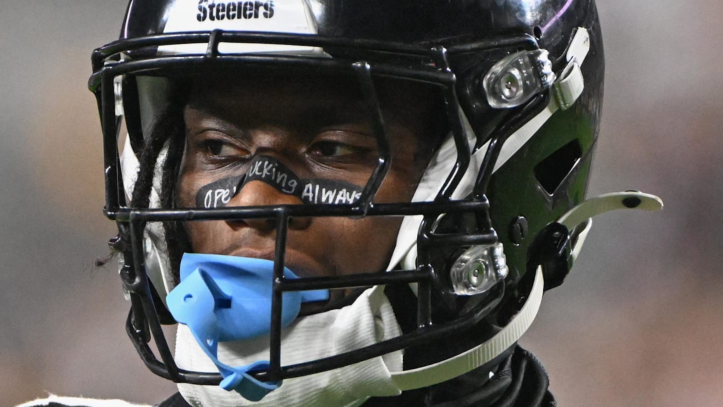 Dallas Cowboys Reveal George Pickens No. 13 Jersey in OTA