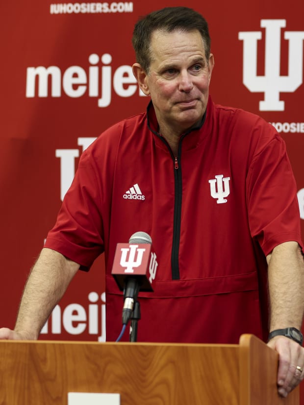 Indiana football coach Curt Cignetti spoke to the media on Monday about the Hoosiers' quarterback situation. 