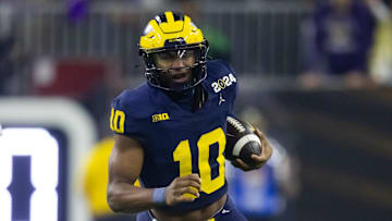 Jan 8, 2024; Houston, TX, USA; Michigan Wolverines quarterback Alex Orji (10) against the Washington