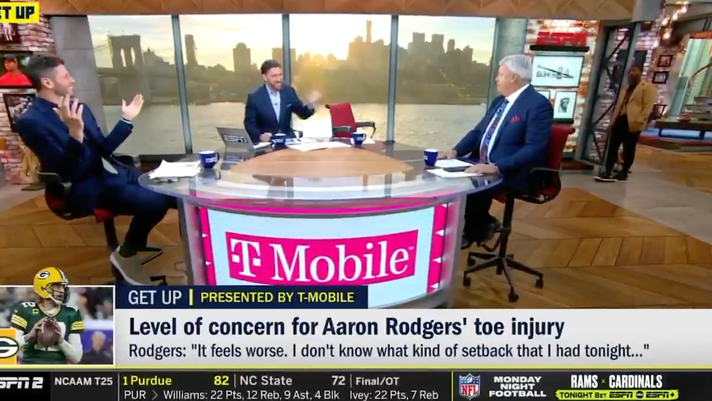 Rex Ryan Makes Foot Joke, Forces Ryan