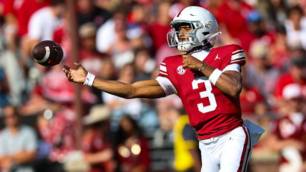 Oklahoma Sooners quarterback Michael Hawkins Jr.