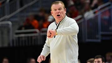 Coach Underwood Commits to Illinois Amid Strong Support